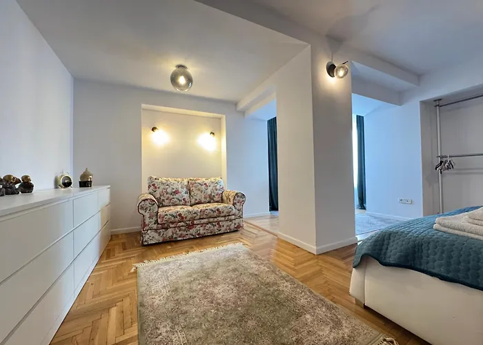 Apartment View In Center Of Brasov, Afi *